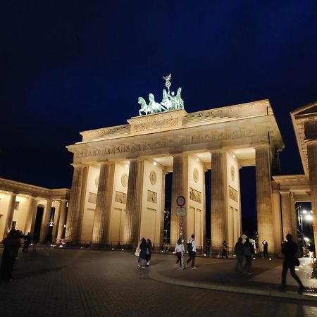 Mini-Apartment Ruhig Und Verkehrsguenstig In Berlin Exterior foto